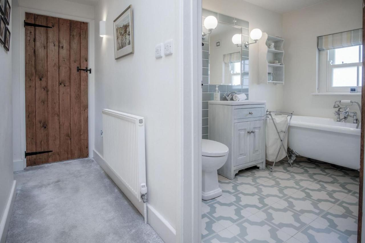 Dollars Cottage - 4 Bedroom Cottage - 란제니스 외부 사진